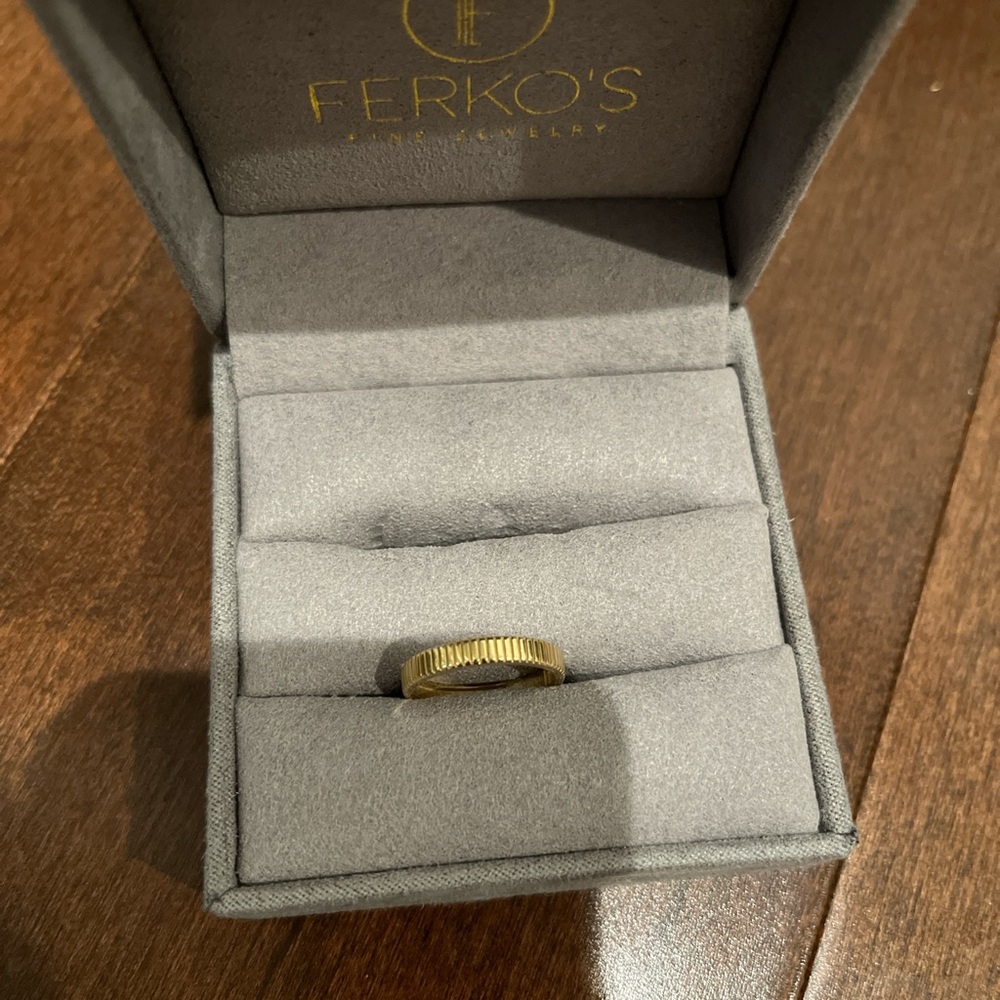 14k SOLID GOLD 3MM Ribbed Ring